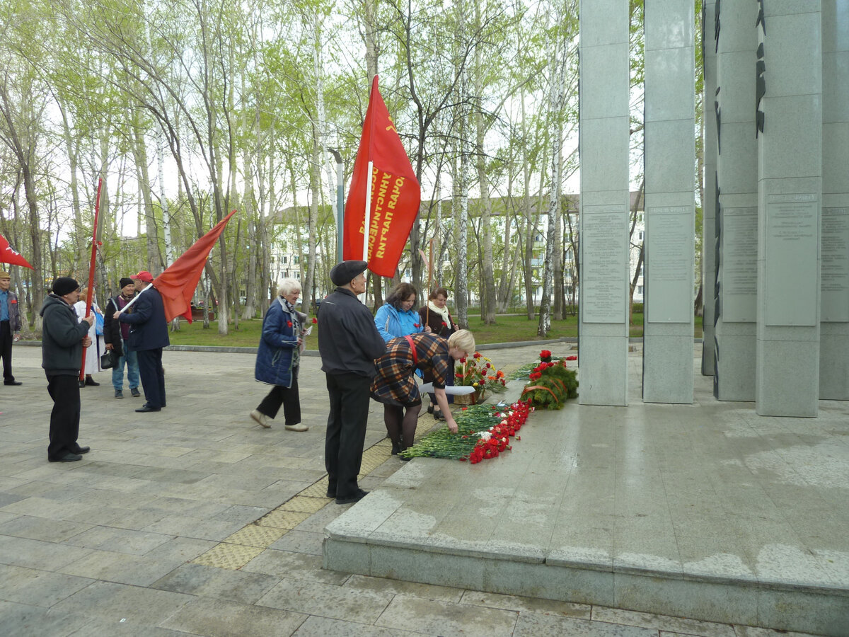 Каждый год, 9 Мая во всём мире вспоминают как день Победы. В нашей стране говорят про этот день, как про День Победы Советского народа над фашизмом.-11