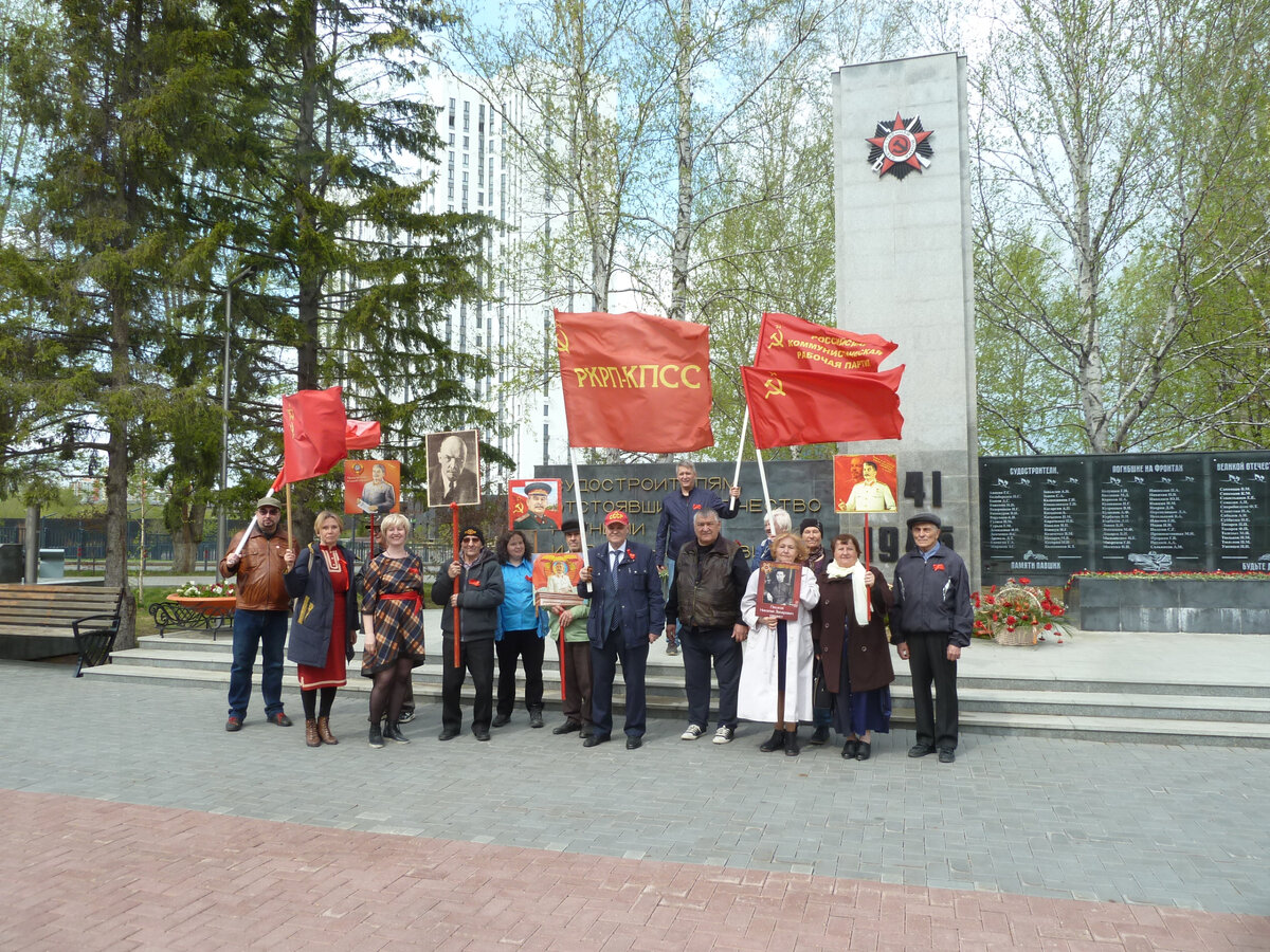 Каждый год, 9 Мая во всём мире вспоминают как день Победы. В нашей стране говорят про этот день, как про День Победы Советского народа над фашизмом.-14