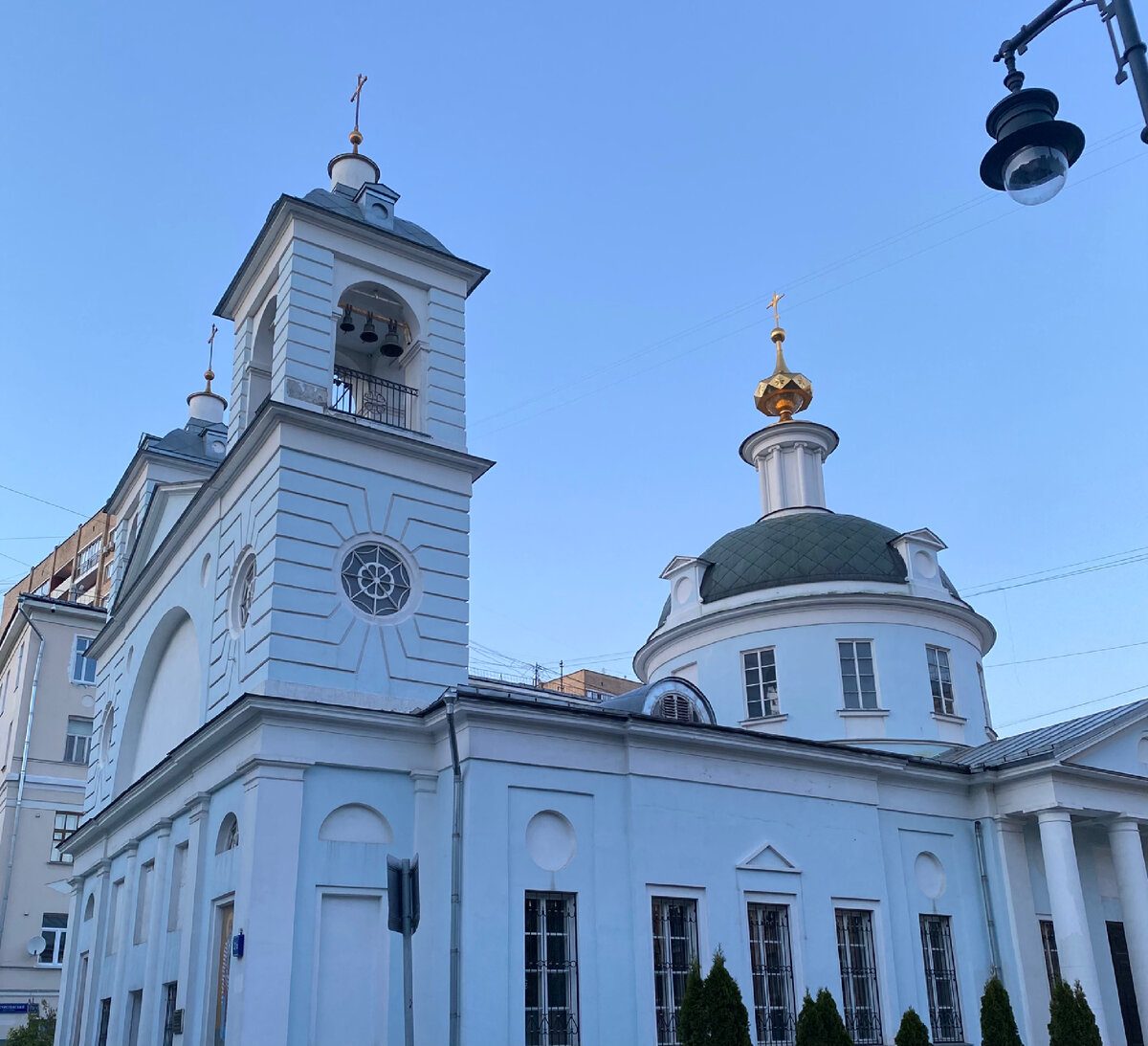 Холодная майская Москва в сумерках. Фото автора 