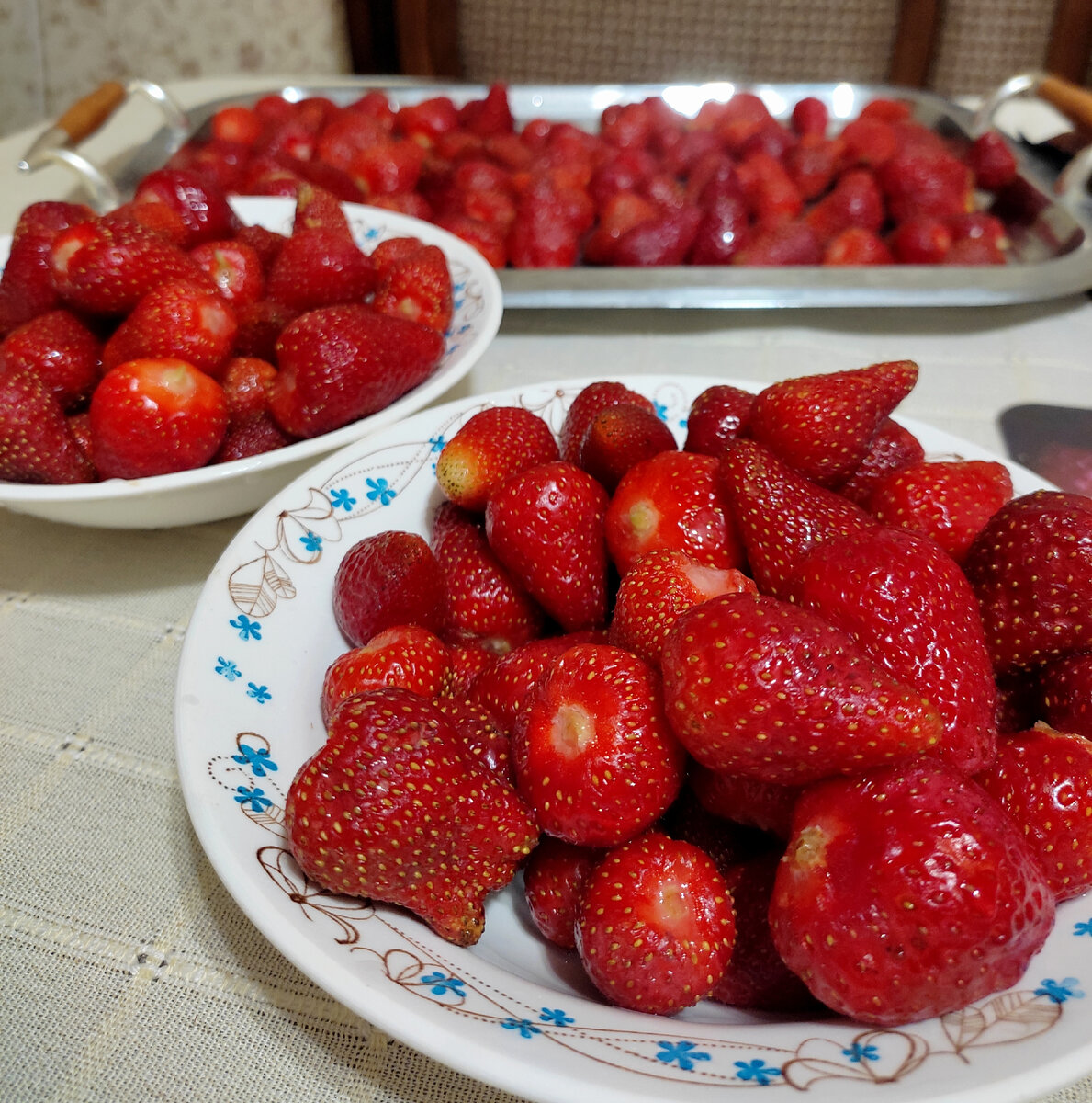 Эта красота пахнет на всю квартиру.