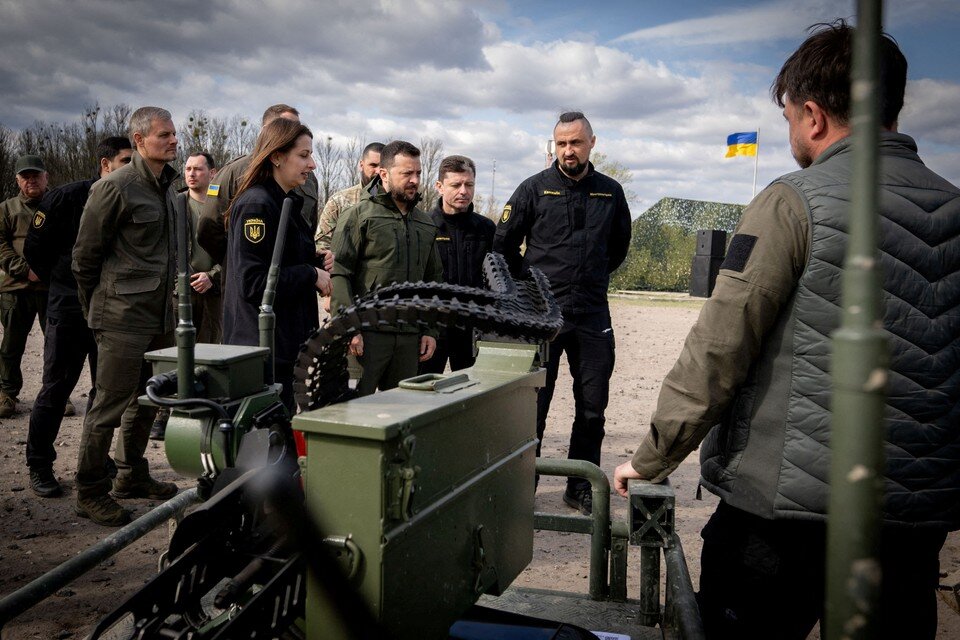    Украина готовит десять новых бригад для подготовки к российскому наступлению REUTERS