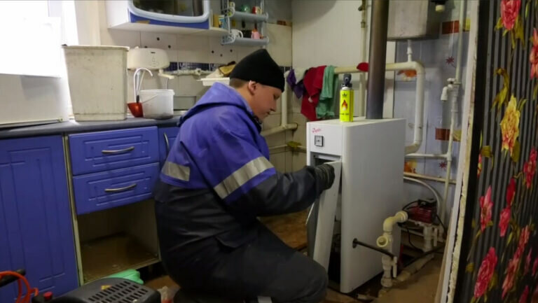    Пострадавшим от паводка оренбуржцам рассказали, куда обращаться, чтобы подключить в доме газ Марина Шарт