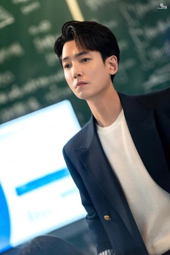 Чон Кён Хо в роли Чхве Чи Ёля