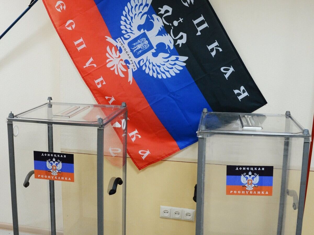    Ситуация в Донецке накануне референдума© РИА Новости / Наталья Селиверстова