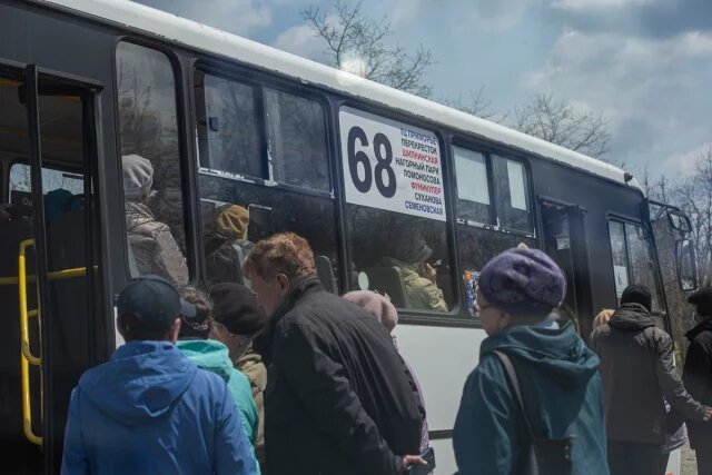    Организуют в Волгограде автобусы к кладбищам на Красную горку и Радоницу?
