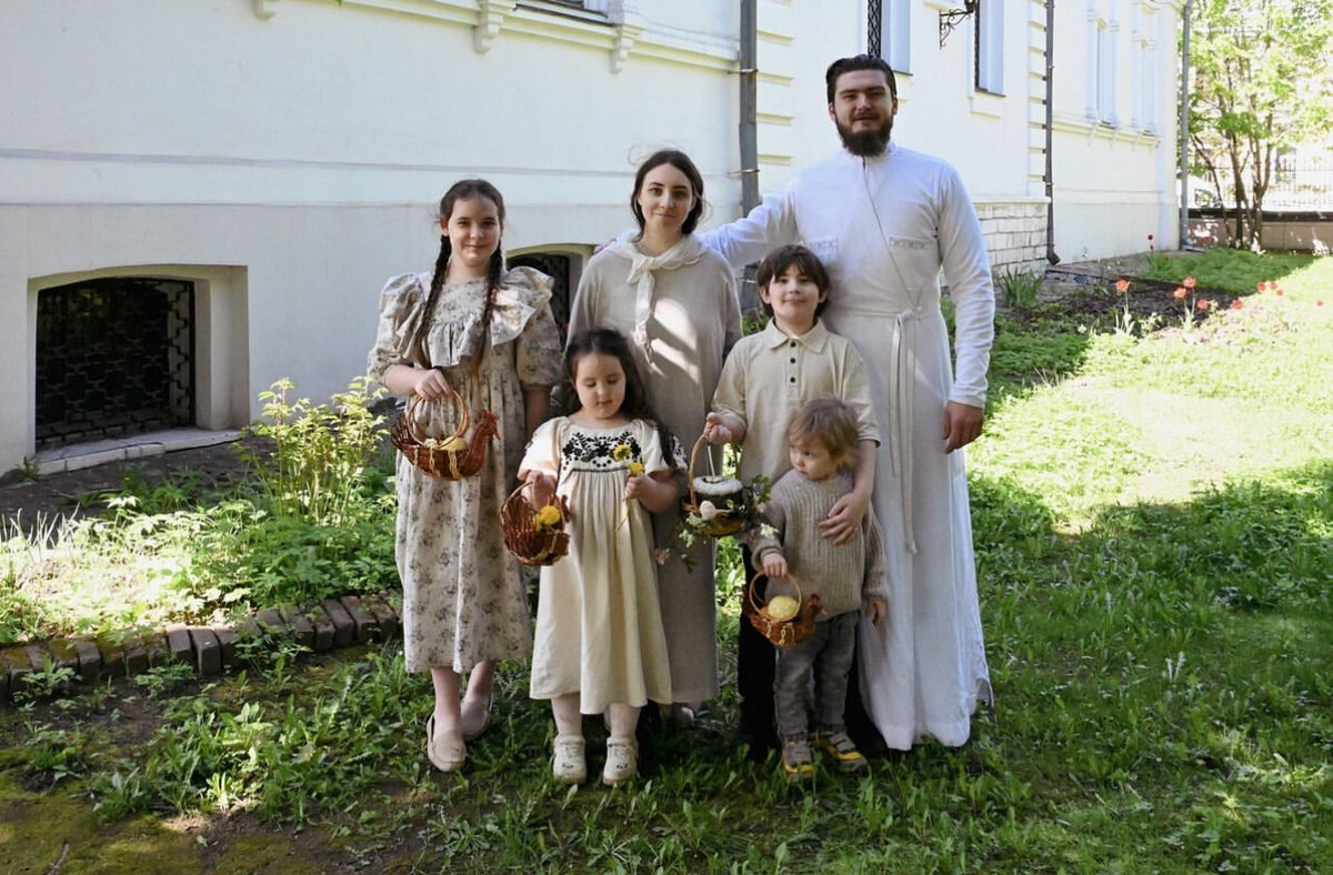 Человек не должен превращаться дома в зверя | Николай Бабкин | священник,  медицинский психолог | Дзен