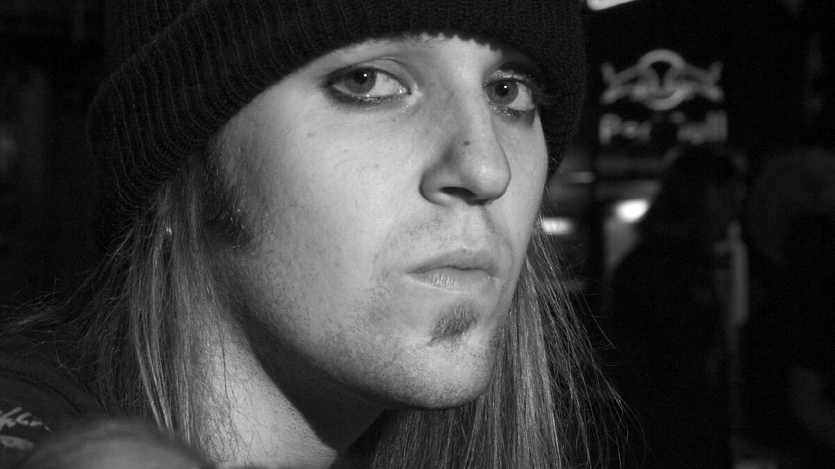 Алекси Лайхо (полное имя — Маркку Уула Алекси Лайхо; 8 апреля 1979 — 29 декабря 2020) — финский гитарист-виртуоз, вокалист.
Наиболее известен как фронтмен мелодик-дэт-метал группы Children of Bodom и участник группы Sinergy. 4 января 2021 года на официальном сайте Children of Bodom появилось сообщение о том, что Алекси Лайхо умер в своём доме в Хельсинки в возрасте 41 года. Позже его бывшая жена Кимберли Госс получила отчет, в котором указана причина смерти — алкогольная дегенерация соединительной ткани печени и поджелудочной железы. Кроме того, в организме Лайхо был обнаружен коктейль из обезболивающих, опиоидов и лекарств от бессонницы