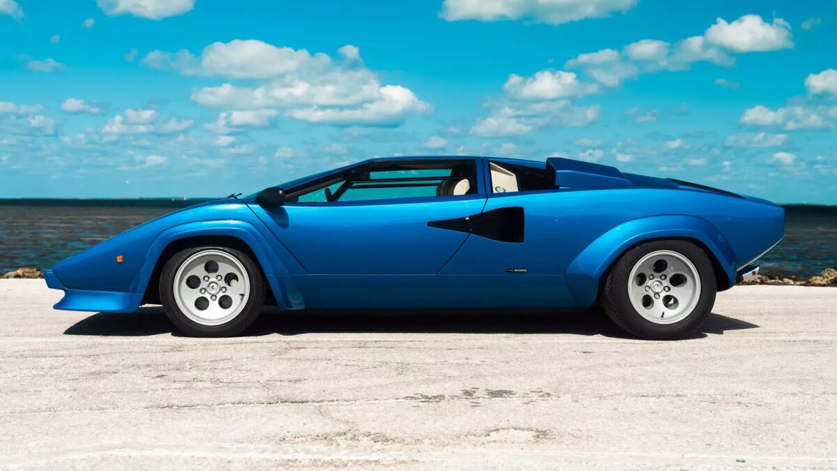 Широкий Lamborghini Countach выставили на продажу за 650 тысяч долларов |  Журнал Авто.ру | Дзен