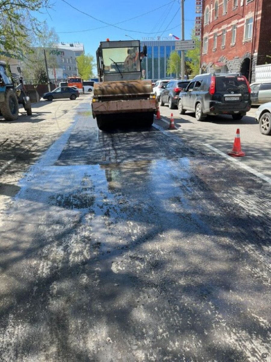    Ремонт дорог. Источник: Пресс-центр городской администрации