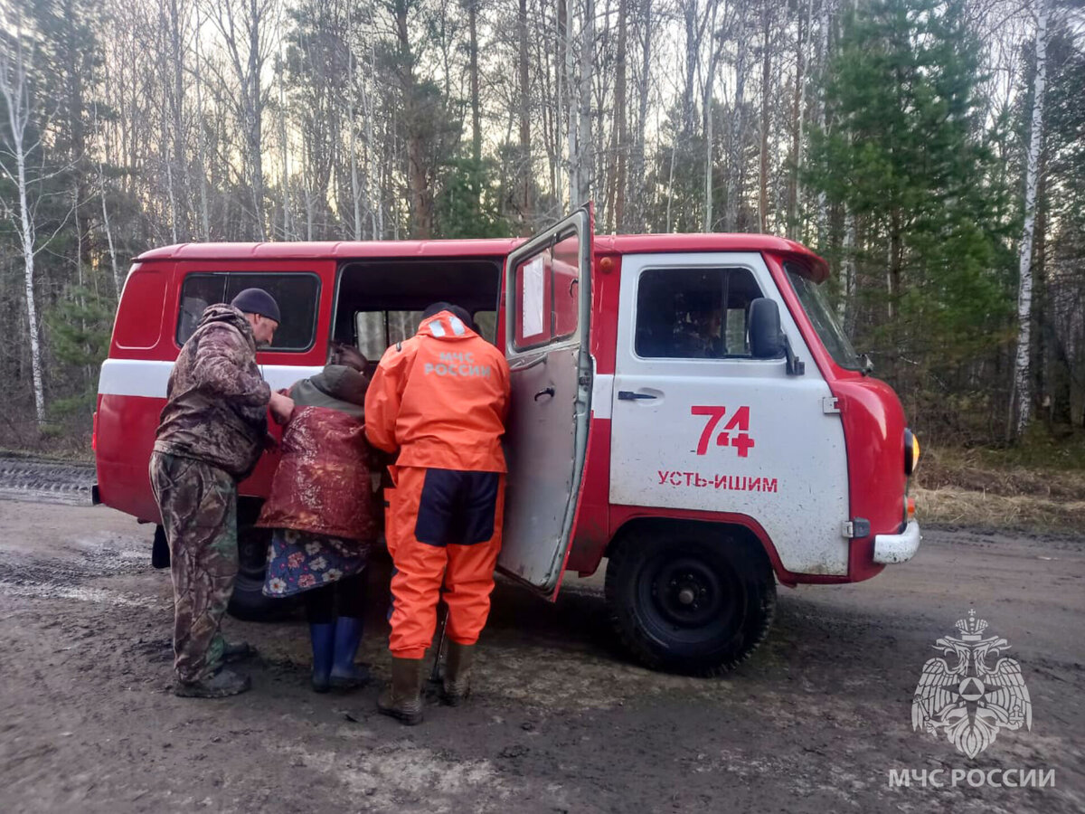 Вода на севере Омской области затопила 317 домов и отрезала 19 сел и  деревень | РИА «Омск-информ» | Дзен