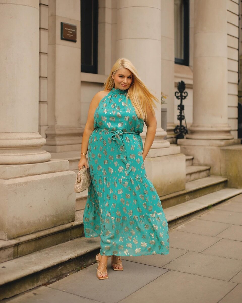 Составляем базовый гардероб женщины на осень 2025, 40+ фото Plus size fashion, F