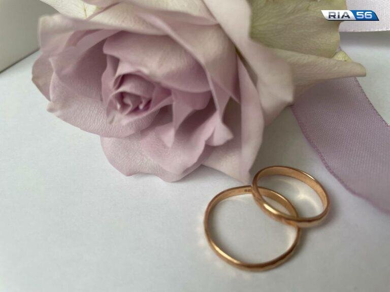    Будущая оренбургская семья Скороходовых – Антон и Анна, заключат свой союз на ВДНХ в Москве Марина Шарт