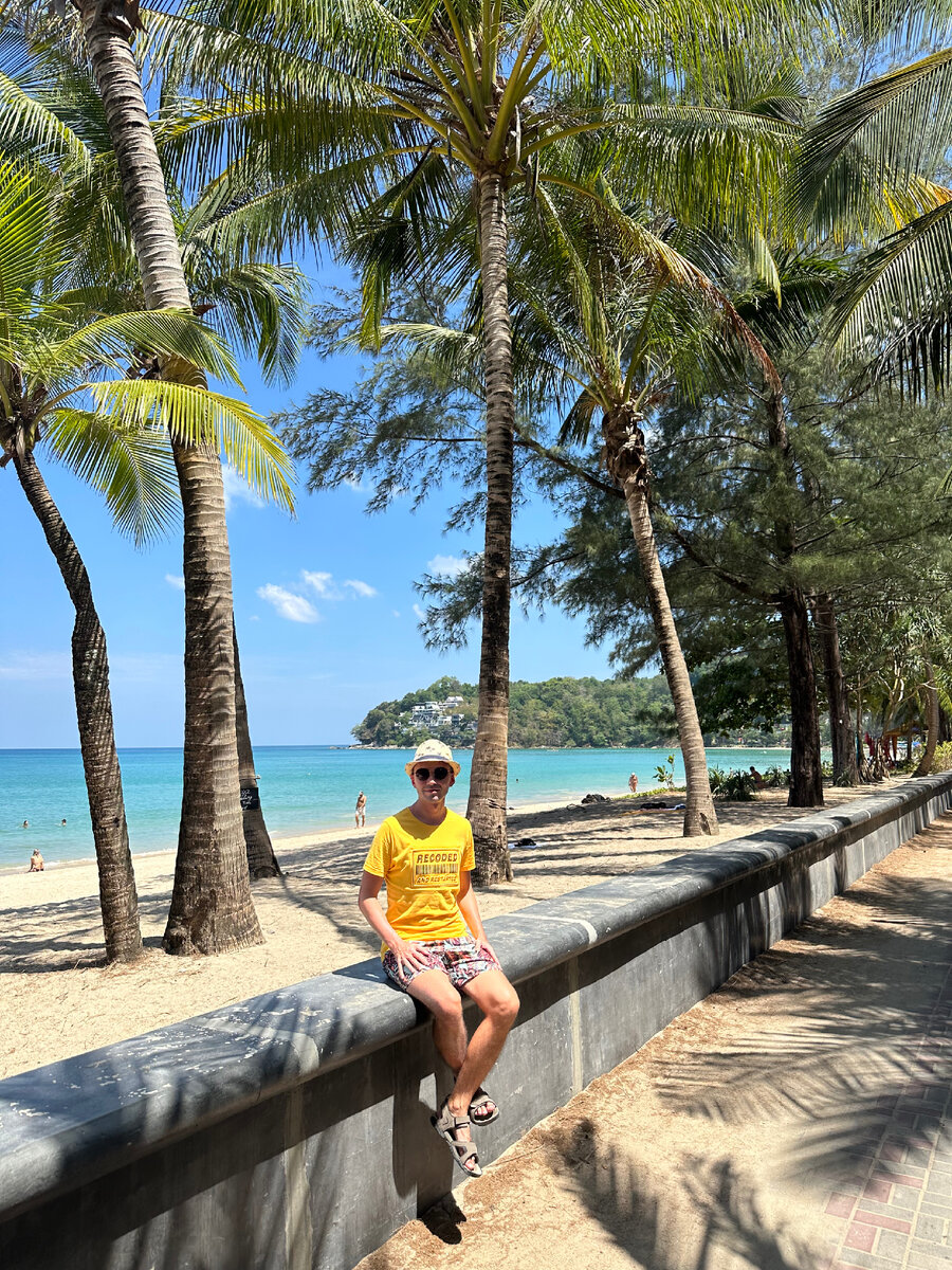  Сегодня продолжу делиться впечатлениями о своей недавней поездке в Таиланд. В прошлых материалах я рассказал, как переселились в самый оживленный район Пхукета - на пляж Патонг.-2