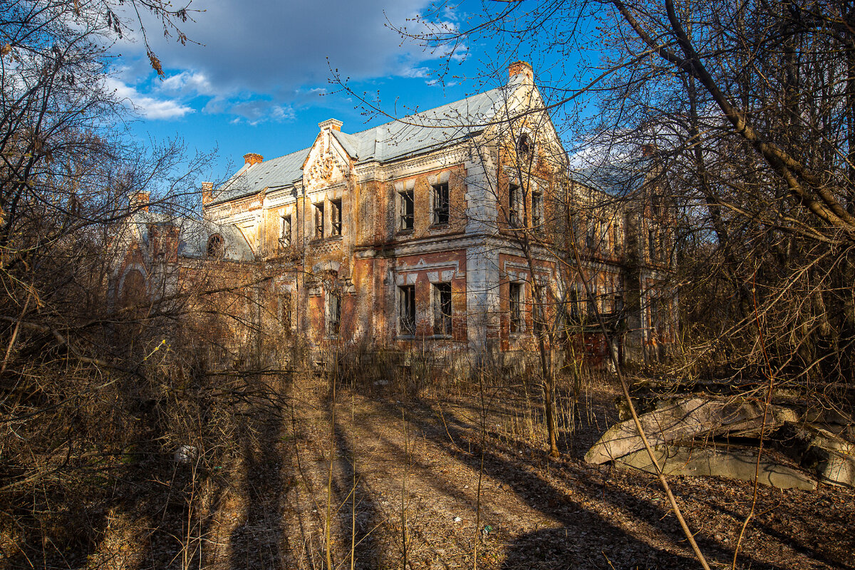 Усадьба фон Мекк в Хрусловке. Венёвский район, Тульская область. Фото автора статьи 