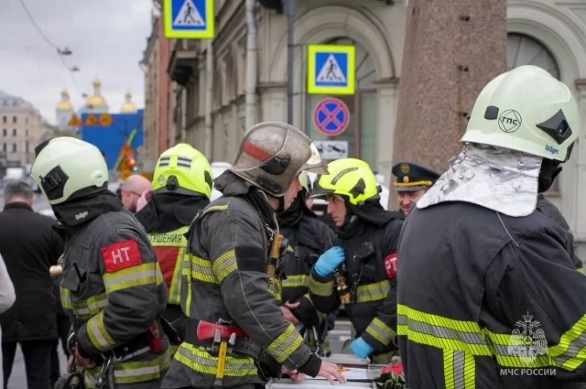    Спасатель прокомментировал ДТП с затонувшим автобусом в Петербурге