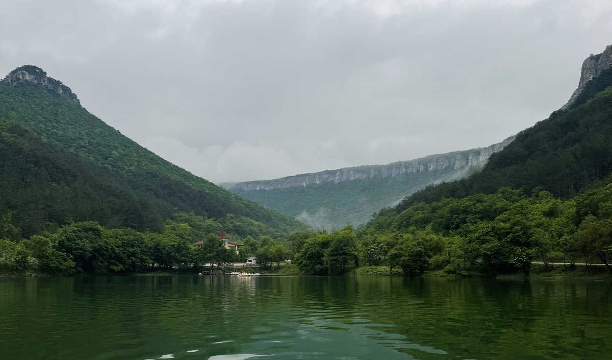 Мангупское озеро