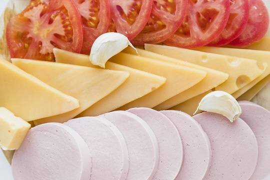    В Воронежской области ветеранам вручили просроченный продуктовый набор