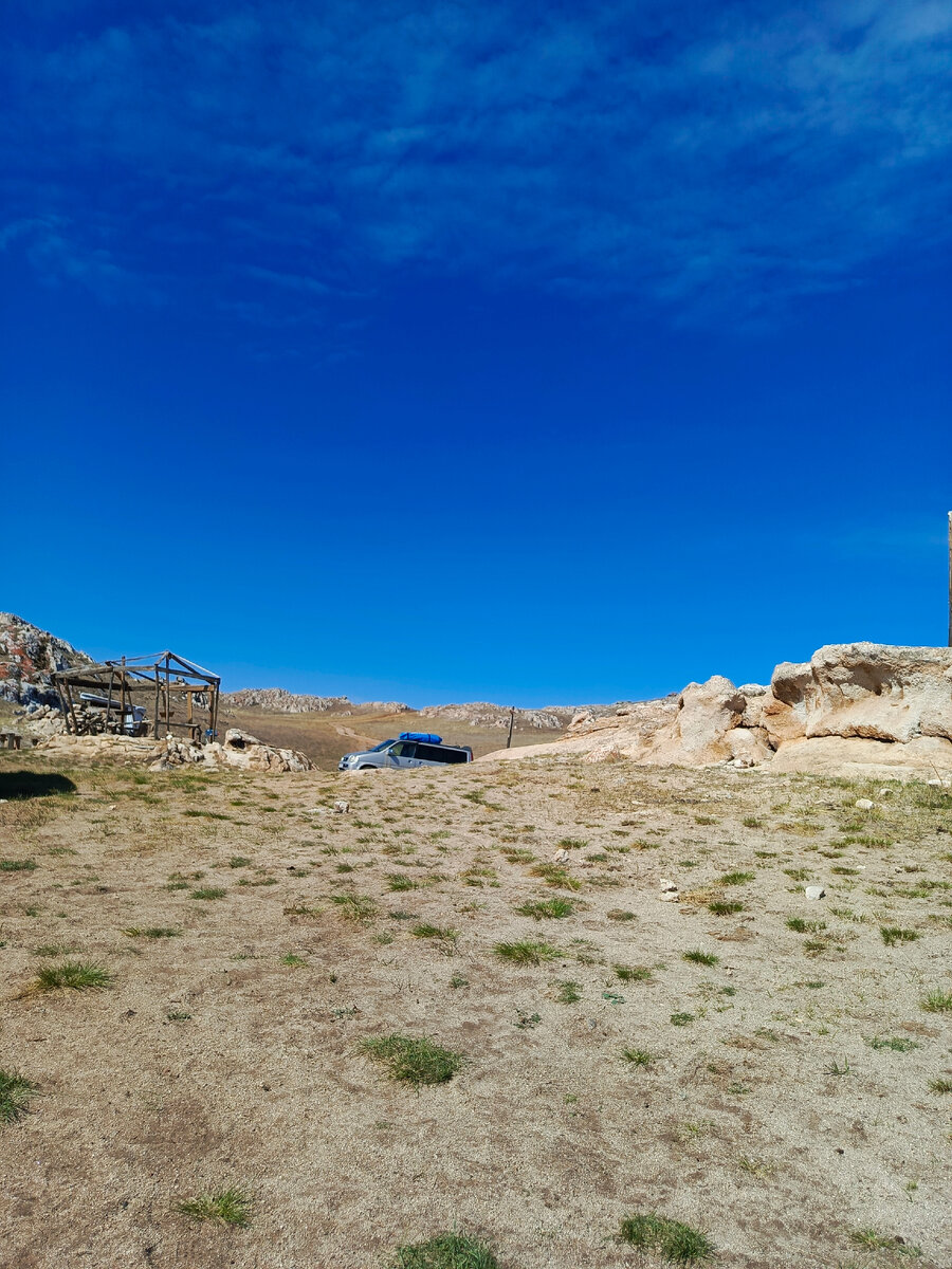 Тажеранская степь. Обустраиваем лагерь.