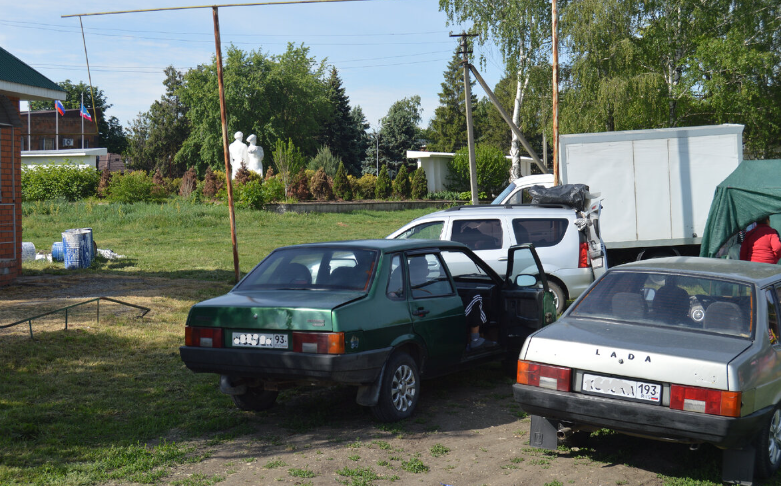 Фото автора. 09.05.2024. Станичный промтоварный рынок работает один день в неделю.