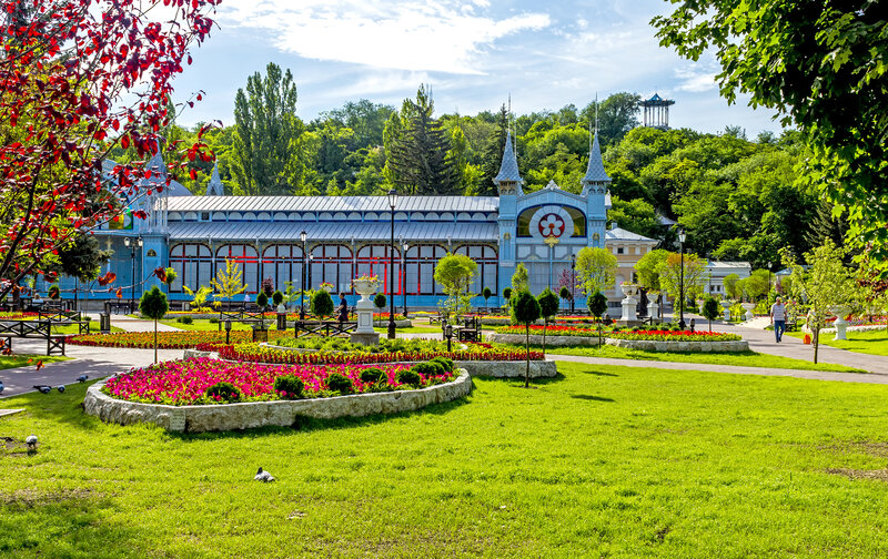 Пятигорск – очаровательный курортный город, расположенный на склонах Кавказских гор.