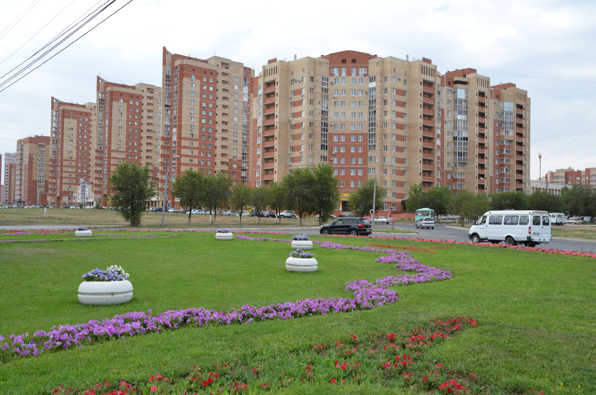 Дома Паруса в Оренбурге