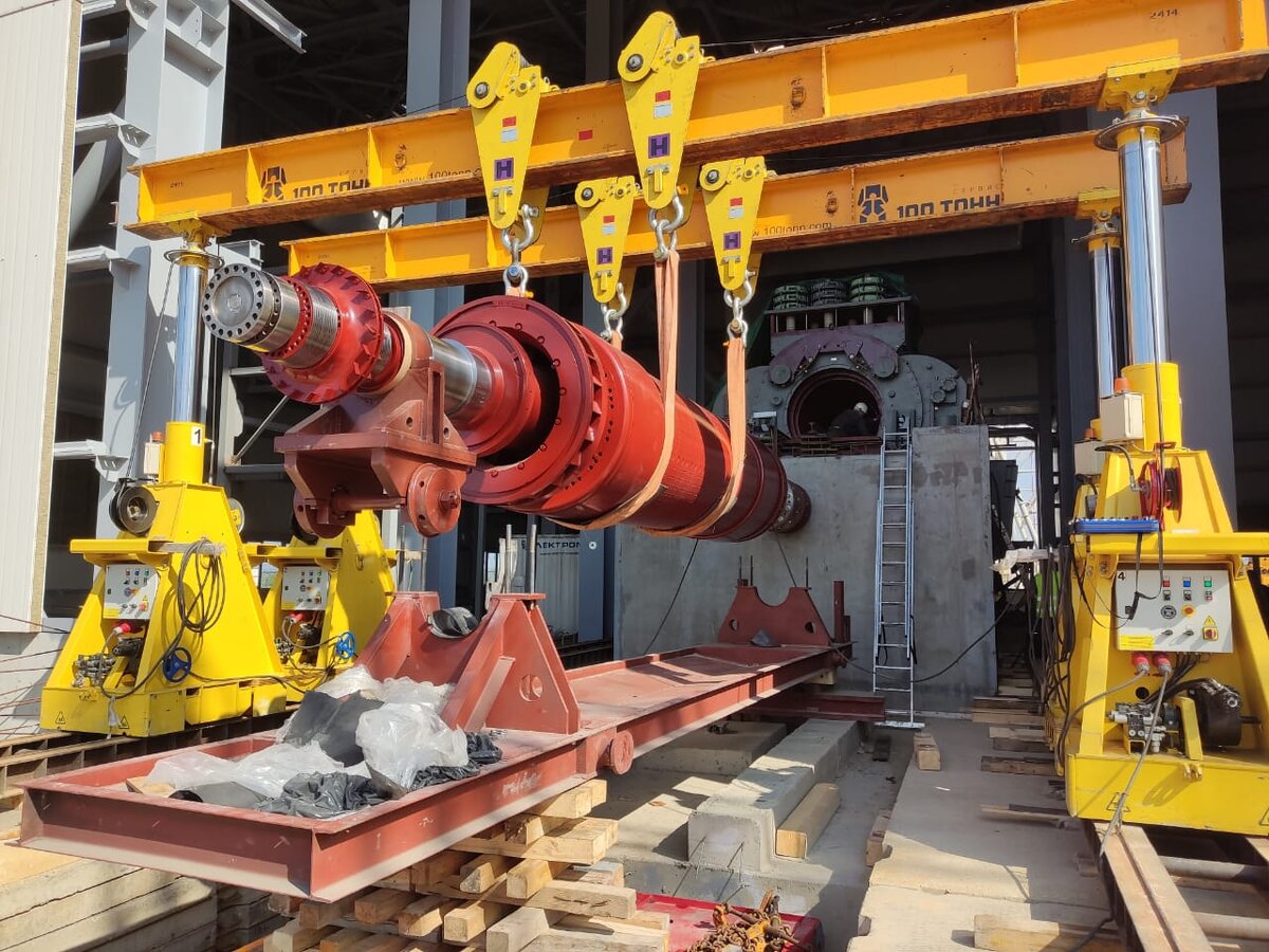 Установка ротора в статор на ТЭС