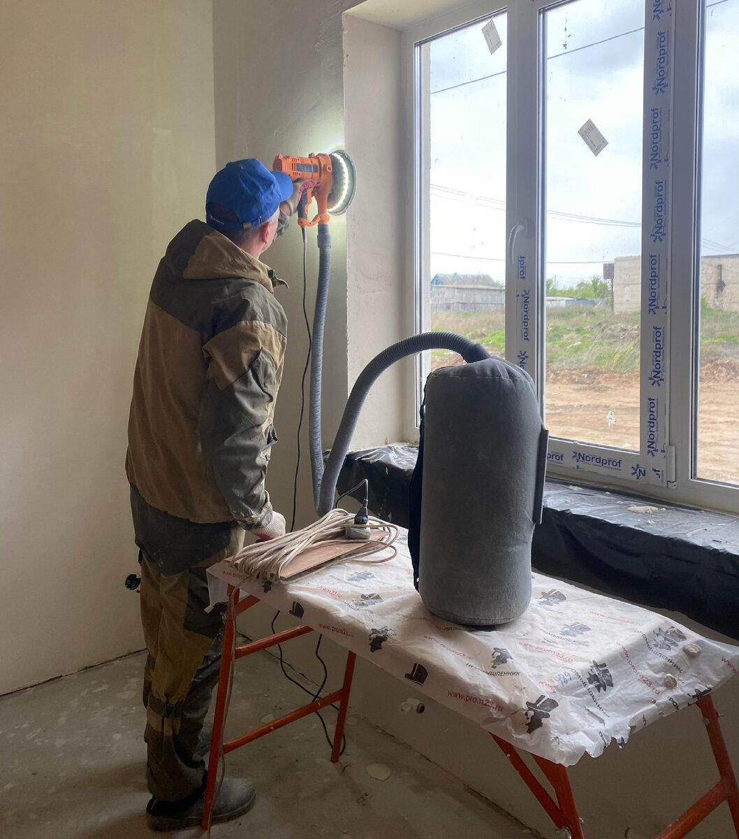 Продолжает шлифовать))