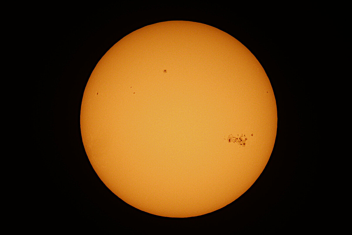 Солнце утром 10 мая 2024 года, фото автора 