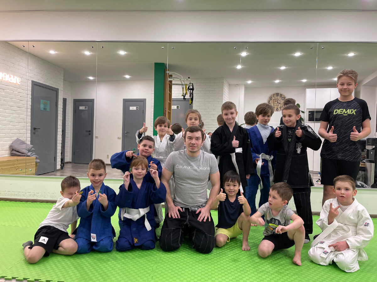 Спорт Сабурово ( фото после групповой тренировки ) 