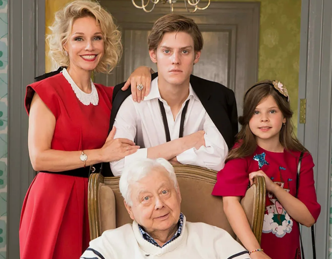 Семья Табаковых