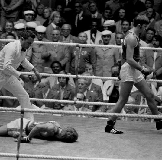 бой, доминирование, 02:40 нокаут