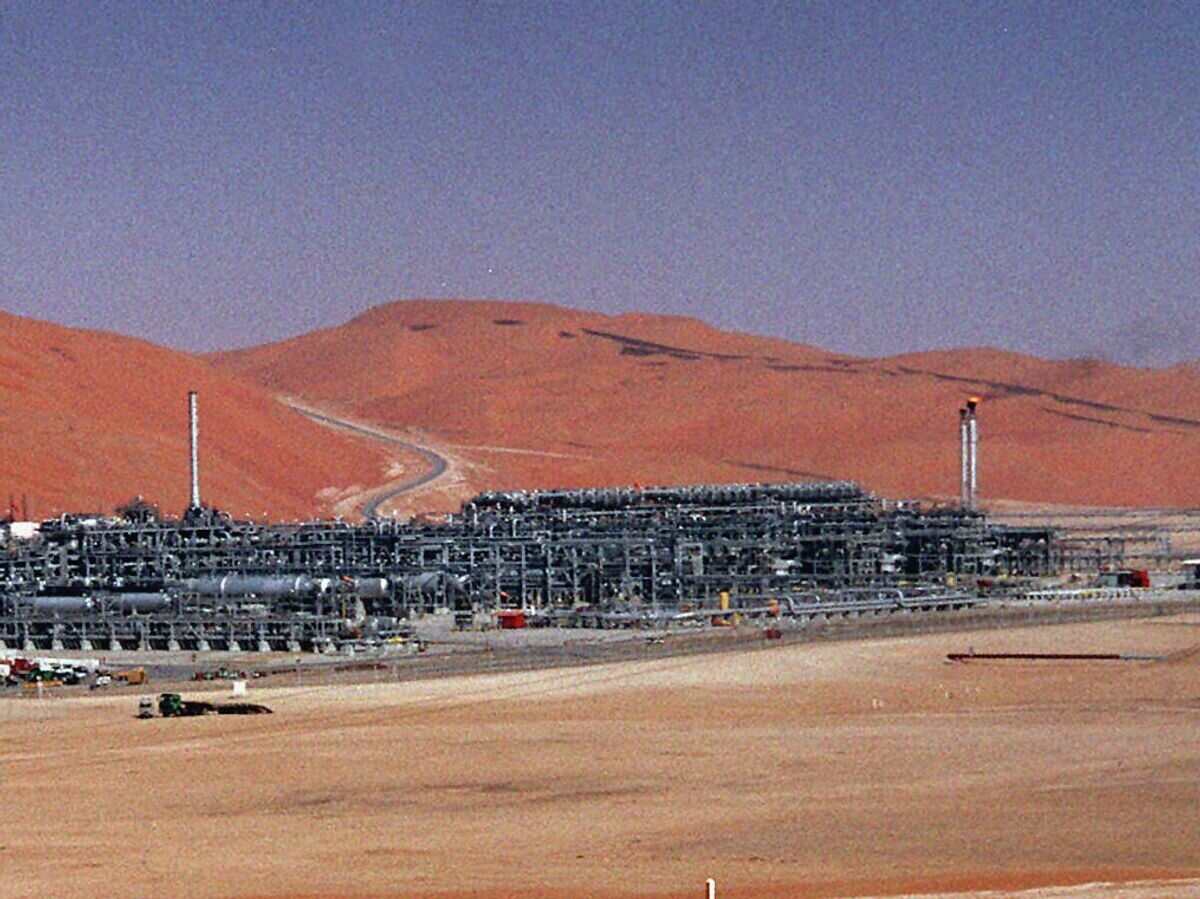    Предприятия нефтегазовой компании Саудовской Аравии Saudi Aramco© AP Photo / BRUCE STANLEY