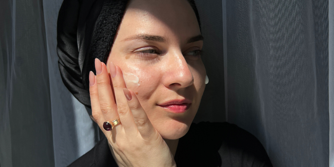 Шпаргалка для новичков: как и зачем пользоваться ретинолом летом