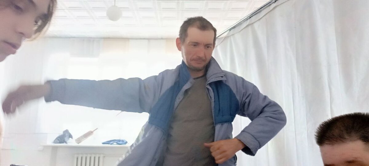 Серёга Цой, кто меня читает - тот Серёгу знает. Ольгу зафотографировать как-то не догадалися.