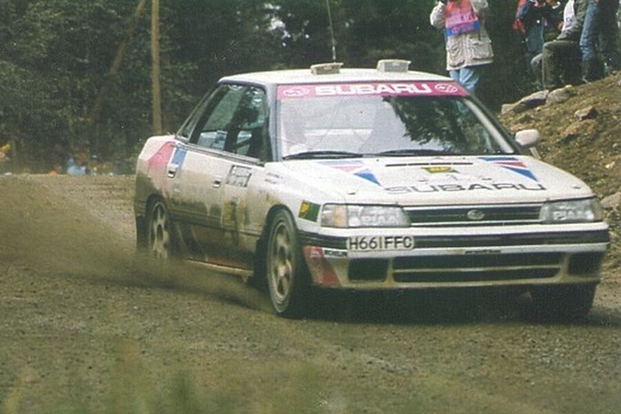 Маркку Ален за рулём Subaru Legacy в 1990 году