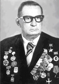 Роберт Александрович Клейн (9 марта 1913, Кривцовка, Саратовская губерния — 30 января 1990, Орёл) — советский военнослужащий, Герой Советского Союза (1944), капитан