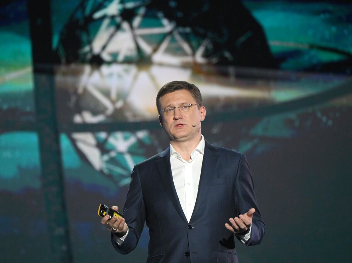    Заместитель председателя правительства РФ Александр Новак на выставке-форуме "Россия" на ВДНХ в Москве© Фотохост-агентство РИА Новости