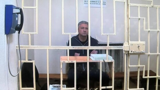    РИА Новости: принадлежавший замминистра обороны Иванову автомобиль выставили на продажу за 2,5 млн рублей Ирина Петрова