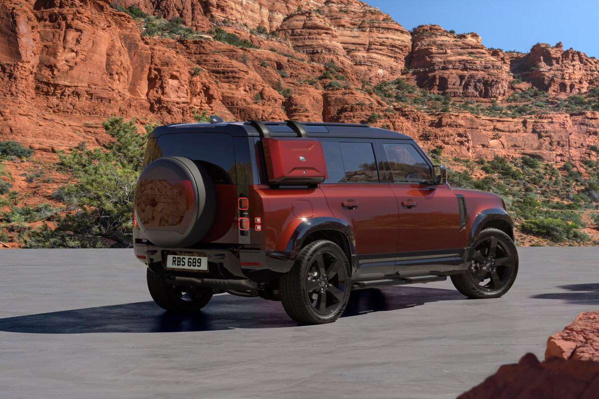 "Defender 110 Sedona Edition черпает вдохновение из богатого железом песчаника в Седоне в американском штате Аризона"