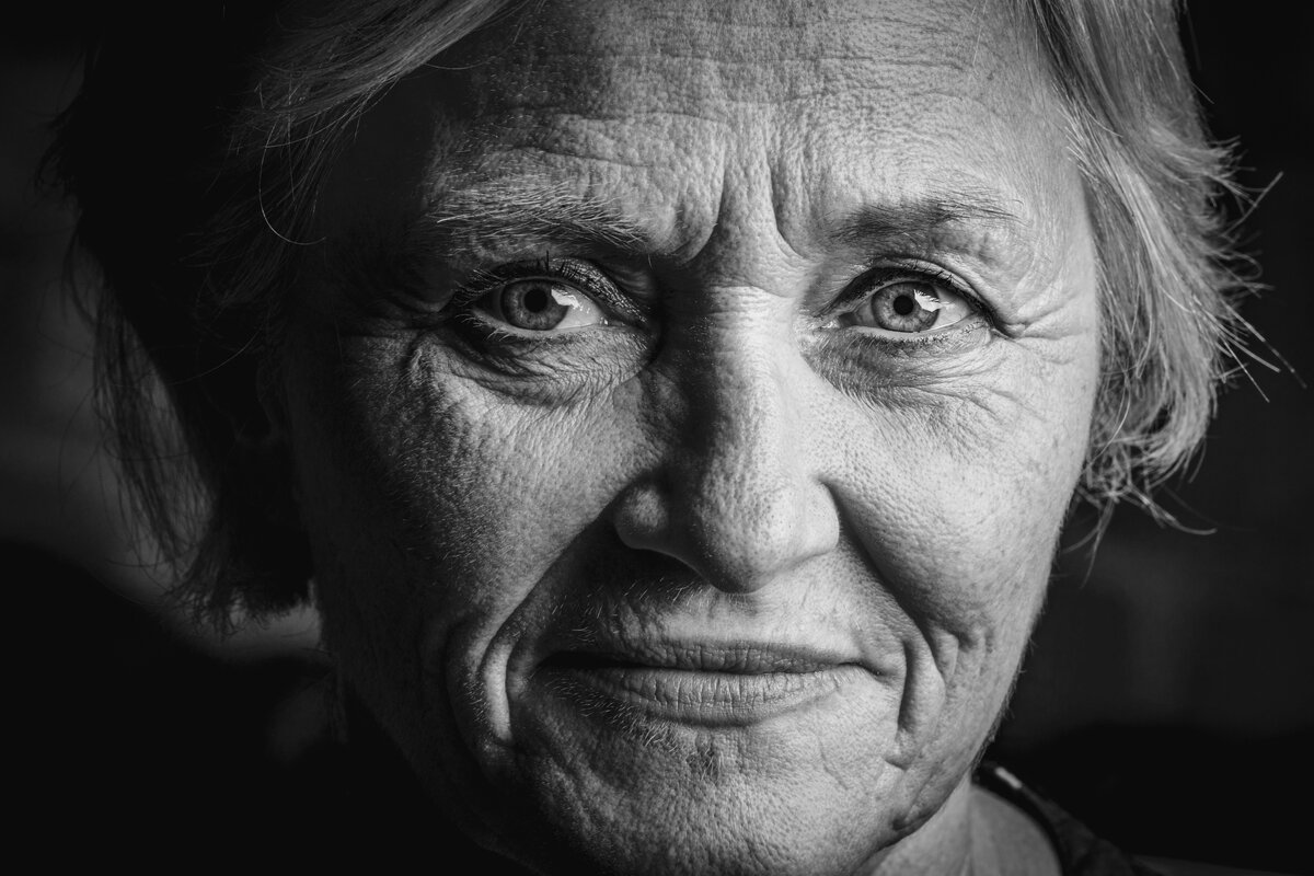 Не все хотят, чтобы прожитые годы оставили на лице следы