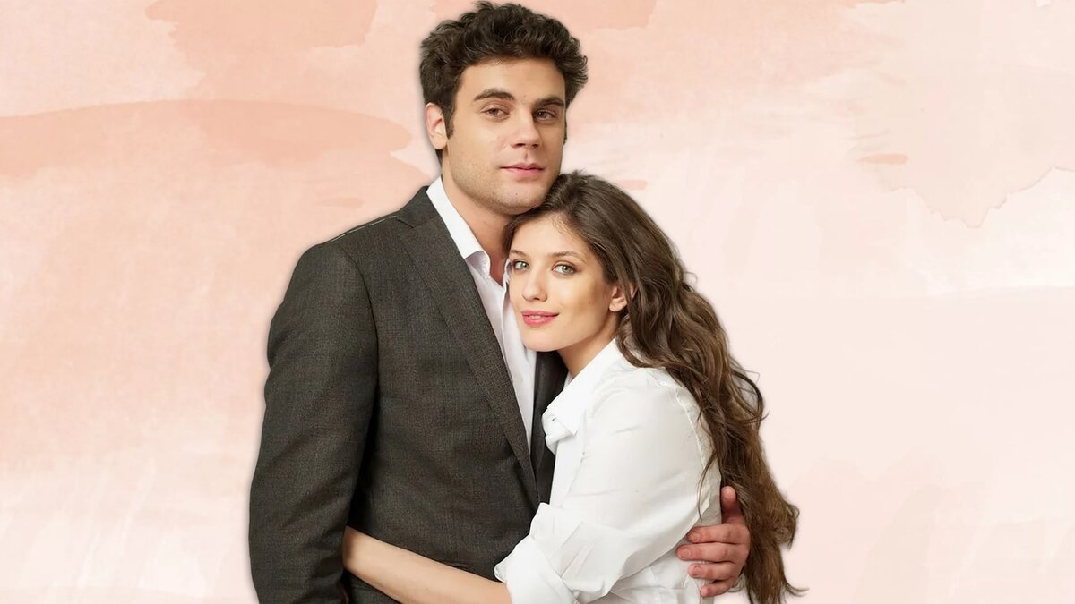 Бросила Алексея Воробьева и сбежала от богатого ухажера. Но в прошлом году 36-летняя актриса Анна Чиповская, все же сказала "ДА"