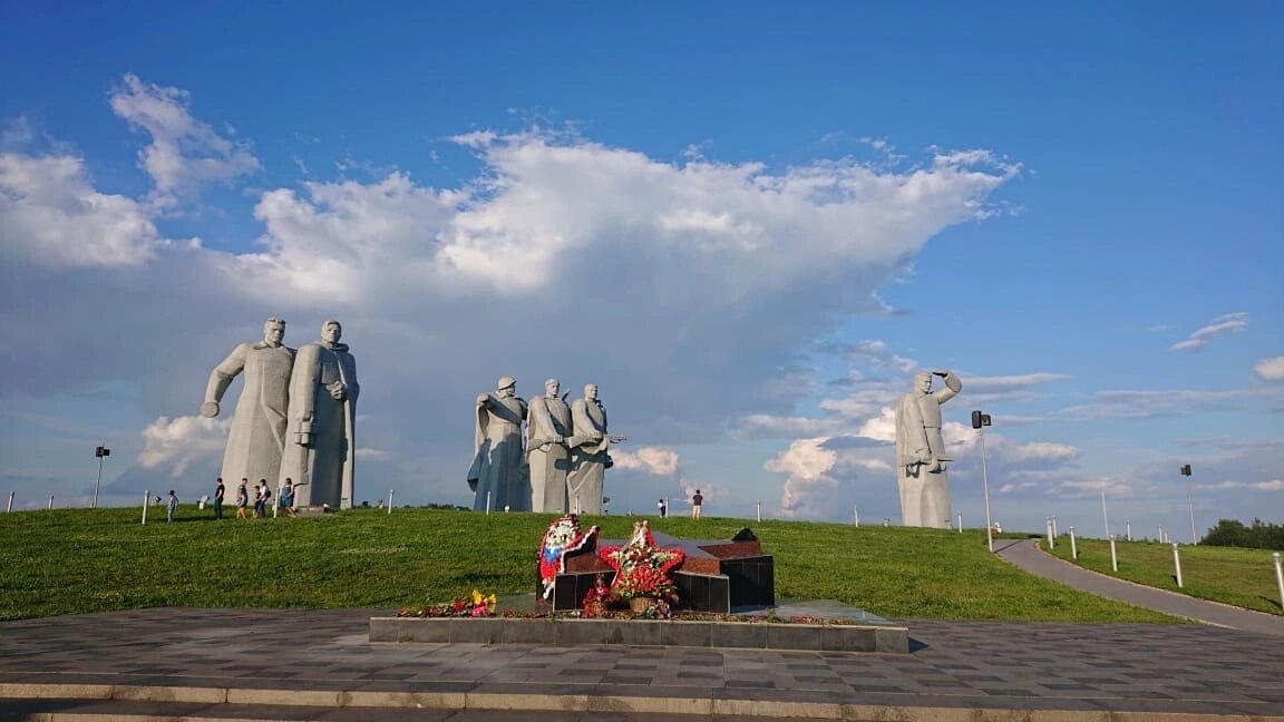 "Ни шагу назад, за нами Москва..." с. Дубосеково, Мемориал Панфиловцам