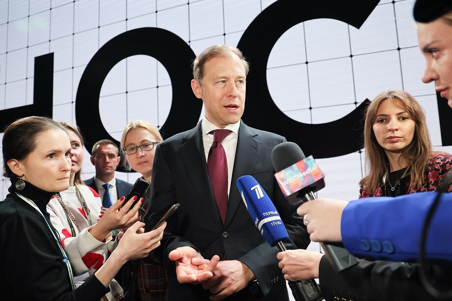 Бывший глава Минпромторга Денис Мантуров представлен на пост первого заместителя председателя Правительства. | Фото: Софья Сандурская/ТАСС