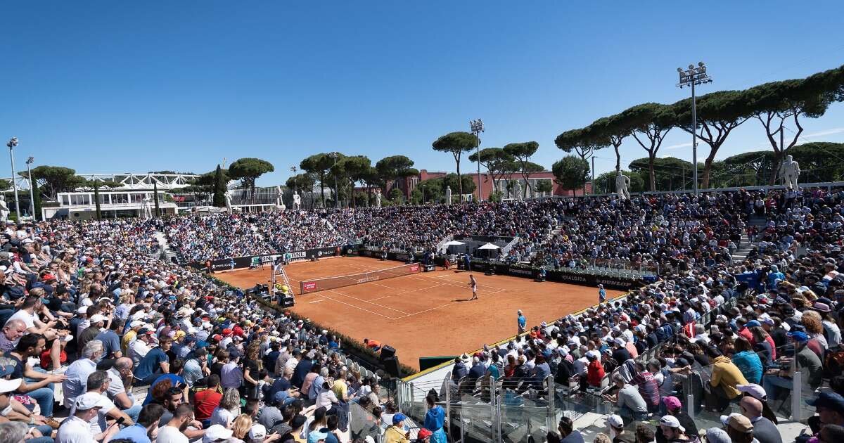 Всем привет! На связи канал "На острие мяча" и сегодняшняя статья посвящена проходящему сейчас турниру категории Masters в Риме!-2