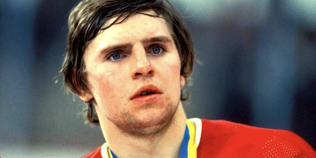 Благодаря Харламову вошёл в"Ларионовскую пятёрку"и даже подружился с Легендой, попал в НХЛ, но вылетел "из-за лишнего веса": Владимир Крутов