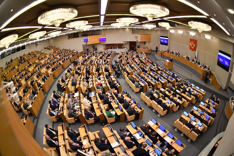    12 мая депутаты Государственной думы поддерживали всех предложенных вице-премьеров и министров. Владимир ВЕЛЕНГУРИН