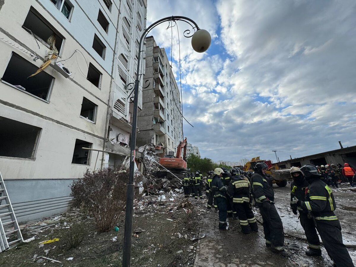 Целились не в ТЭЦ, попадание в многоэтажку в Белгороде не было случайным |  Русский Колоколъ | Дзен