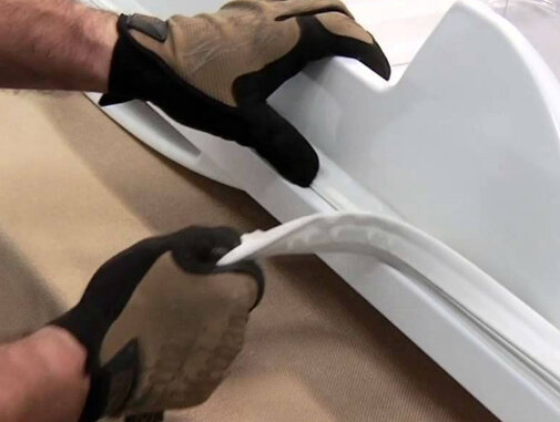 Как  сделать так, что бы холодильник жил дольше и морозил лучше? Что такое "резиновая болезнь"?  На какие тревожные признаки надо обратить внимание?