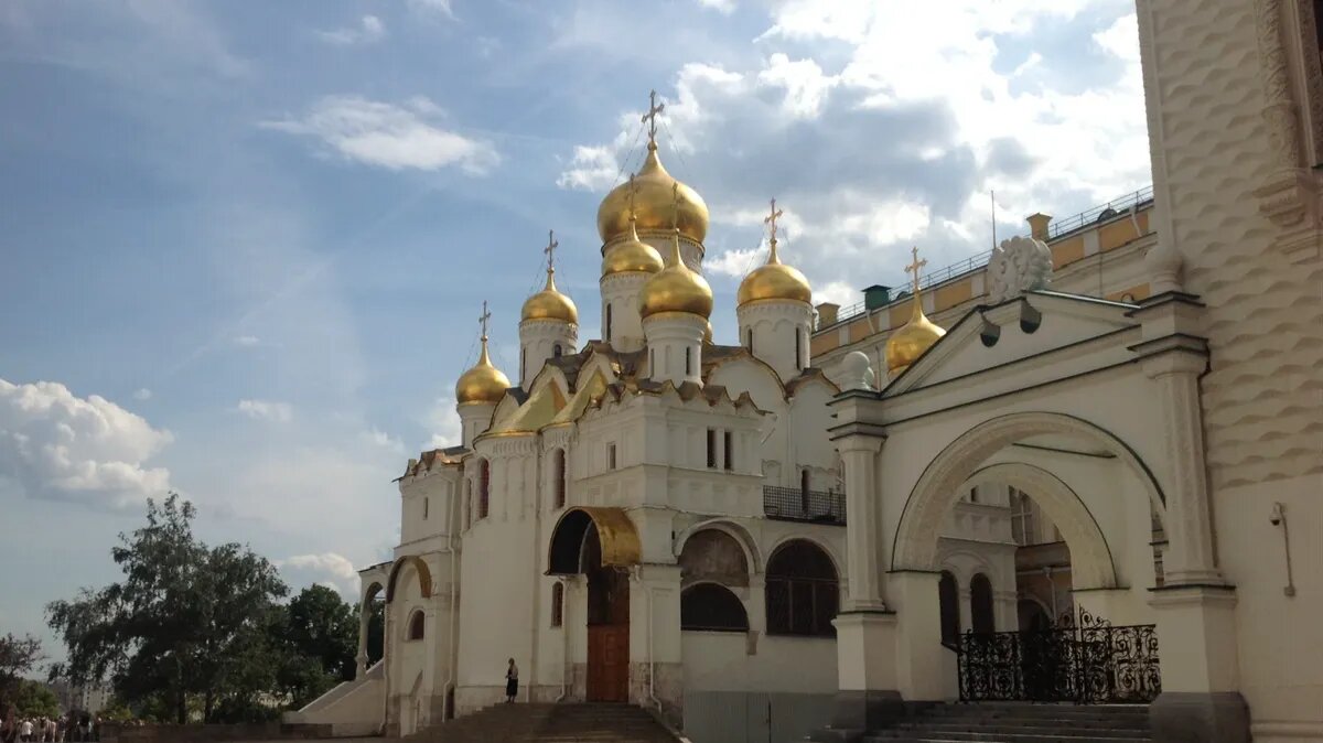 Христиане в первую очередь пойдут в храмы. Фото: www.piqsels.com