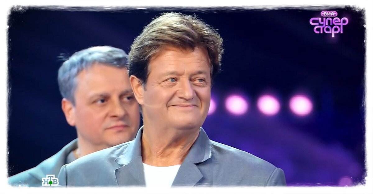 72-летний солист ВИА "Белорусские легенды" Валерий Дайнеко. Он выступал еще в составе "Песняров" - настоящая легенда